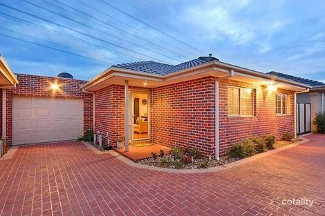 2/4 Richards Ct, Brooklyn, VIC 3012