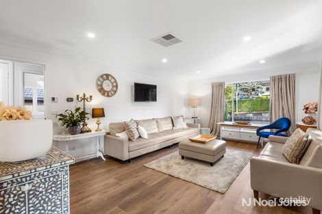 Property photo of 29 Saddleback Ridge Chirnside Park VIC 3116