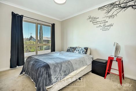 Property photo of 2/6A Pekin Road Maryborough VIC 3465