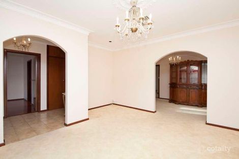 Property photo of 37 Central Avenue Beaconsfield WA 6162