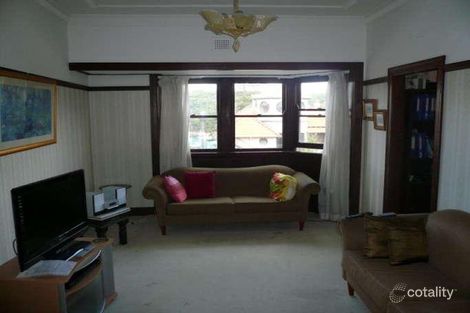 Property photo of 20 Fairlight Crescent Fairlight NSW 2094