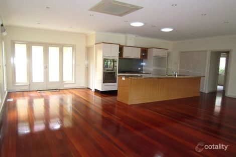 Property photo of 26 Hertford Crescent Balwyn VIC 3103