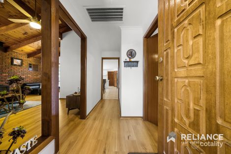 Property photo of 15 Gundaroo Square Werribee VIC 3030