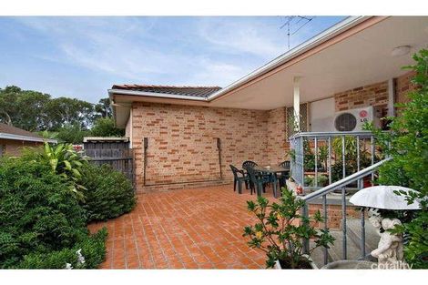 Property photo of 2/111 Gannons Road Caringbah South NSW 2229