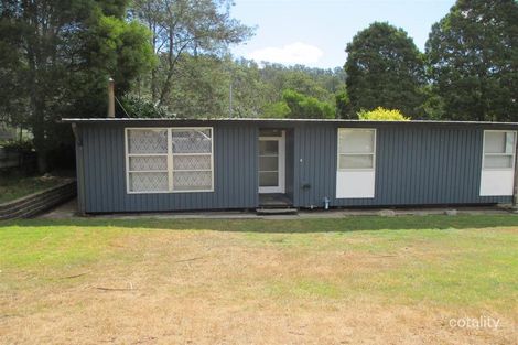 8 Gum Dr, Rosebery, TAS 7470