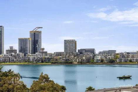 Property photo of 805/2 The Piazza Wentworth Point NSW 2127