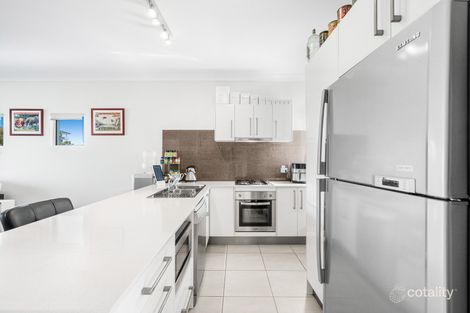 Property photo of 2/41 Ronald Street Wynnum QLD 4178