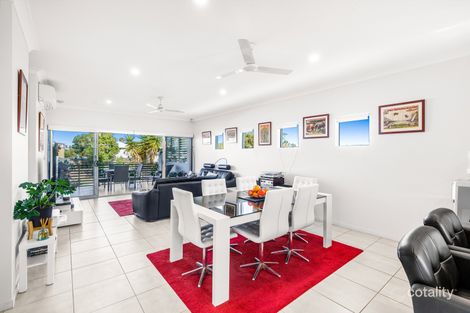 Property photo of 2/41 Ronald Street Wynnum QLD 4178