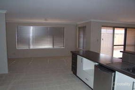 Property photo of 11 Bertha Loop Dudley Park WA 6210