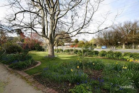 Property photo of 7 Jeffreys Street Woodend VIC 3442