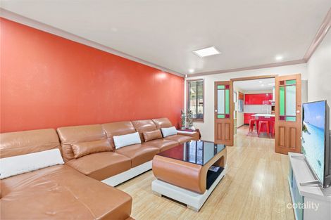 Property photo of 12 Lapwing Way Plumpton NSW 2761