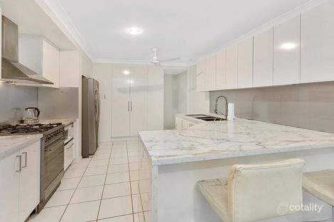 Property photo of 18 Essen Place Oxenford QLD 4210