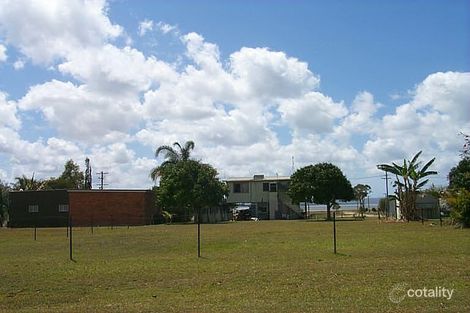 Property photo of 27 First Avenue Maaroom QLD 4650