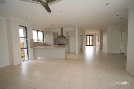 Property photo of 32 Sandhurst Crescent Peregian Springs QLD 4573