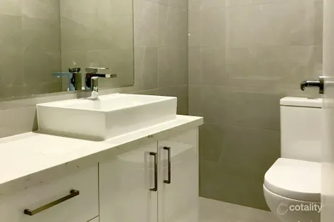 Property photo of 3/4 Tandara Court Chadstone VIC 3148