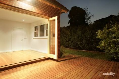 2/5 Barloa Rd, Mont Albert, VIC 3127