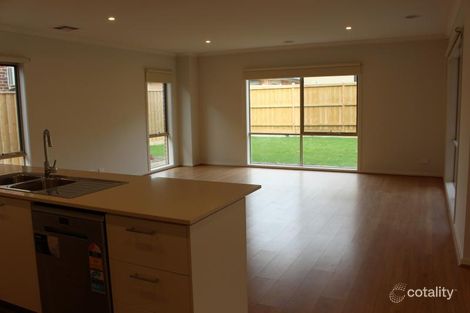 Property photo of 18 Beacon Drive Cranbourne North VIC 3977