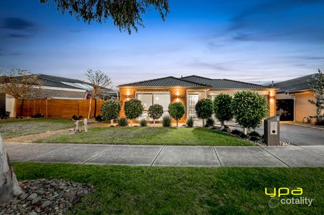 Property photo of 5 Hayton Park Boulevard Cranbourne West VIC 3977