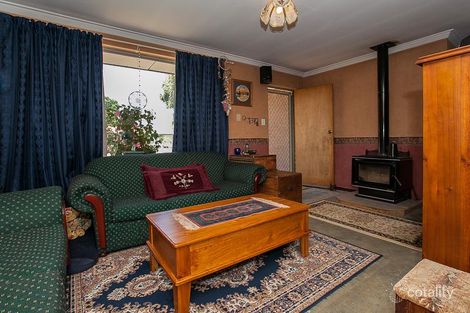 Property photo of 17 Bates Way Warnbro WA 6169