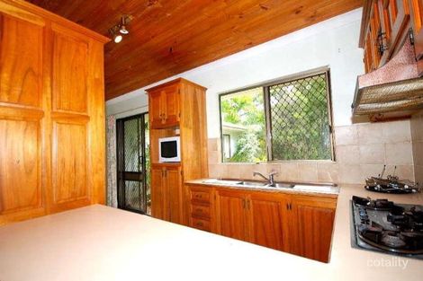 Property photo of 11 Barellan Close Caravonica QLD 4878