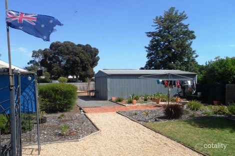 Property photo of 10 Nalara Avenue Loxton SA 5333