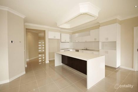 Property photo of 78 Jindabyne Avenue Taylors Hill VIC 3037