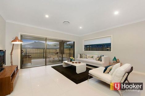 Property photo of 7 Kanimbla Street The Ponds NSW 2769