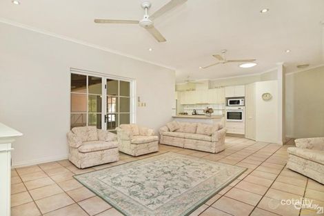 Property photo of 15 Edgecumbe Court Gray NT 0830