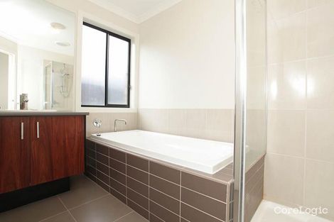 Property photo of 25 Wylie Way Point Cook VIC 3030