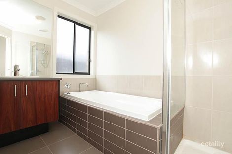 Property photo of 25 Wylie Way Point Cook VIC 3030