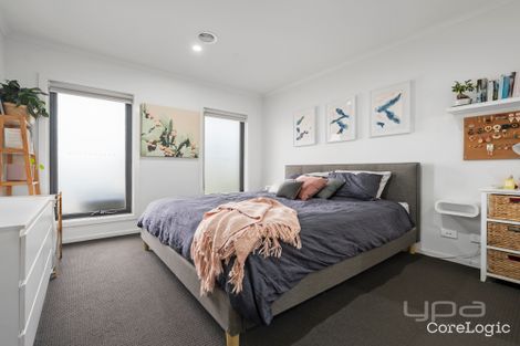 Property photo of 27 Somerset Road Thornhill Park VIC 3335
