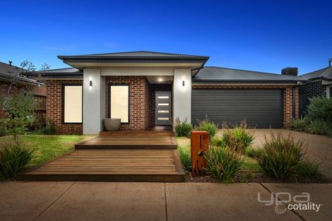 Property photo of 27 Somerset Road Thornhill Park VIC 3335