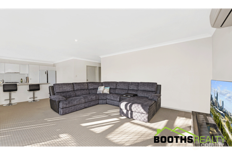 Property photo of 22 Jasper Avenue Hamlyn Terrace NSW 2259
