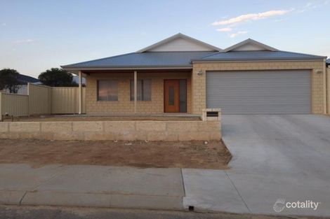 2b Bunker Way, Northam, WA 6401