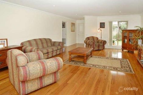 Property photo of 2B Monaro Court Mooroolbark VIC 3138