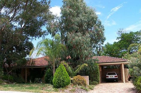 8 Glenfield Rd, Kingsley, WA 6026