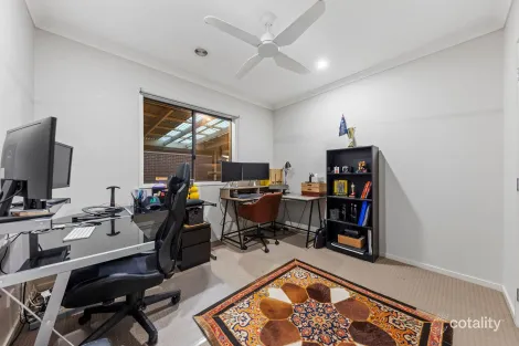 Property photo of 2 Onyx Crescent Officer VIC 3809
