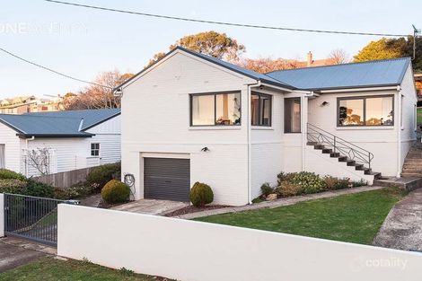 17 York St, Parklands, TAS 7320