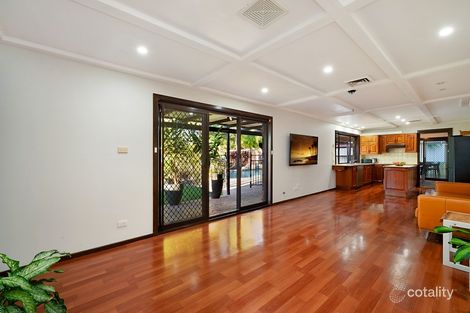 Property photo of 17 Lurnea Crescent Valentine NSW 2280