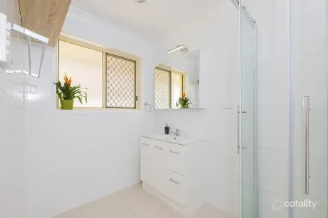 Property photo of 6 Munro Street Kawana QLD 4701