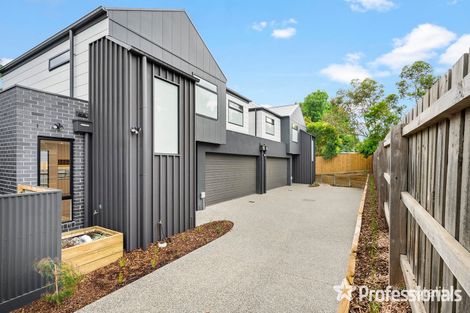 Property photo of 2/10 Ellen Road Mooroolbark VIC 3138