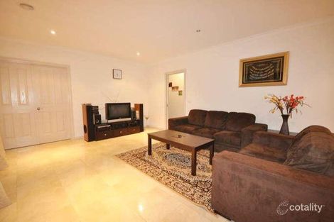 Property photo of 7 St Ives Place Craigieburn VIC 3064