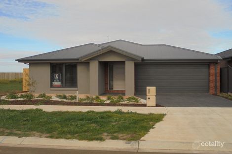 16 Eliza Park Dr, Melton South, VIC 3338