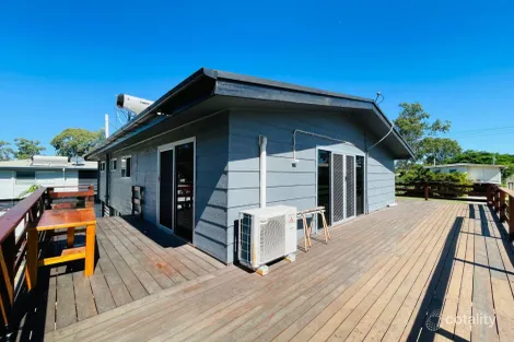 Property photo of 23 Brock Crescent Dysart QLD 4745