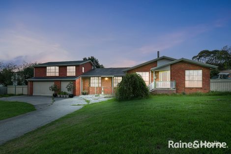Property photo of 13 Halcyon Way Narre Warren South VIC 3805
