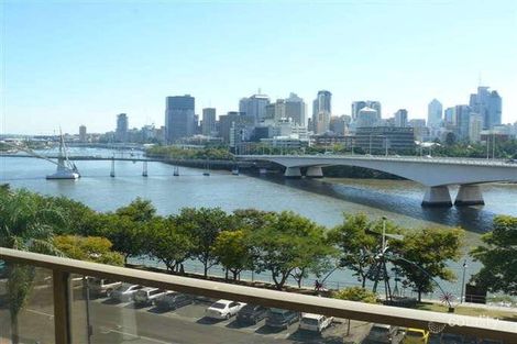 Property photo of 13/26 Lower River Terrace South Brisbane QLD 4101