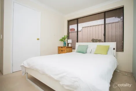 Property photo of 12 Geranium Place Canning Vale WA 6155