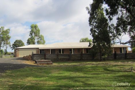 8 Baker-Finch Pl, Kensington Grove, QLD 4341