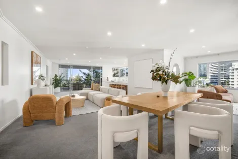 Property photo of 13/120 Surf Parade Broadbeach QLD 4218