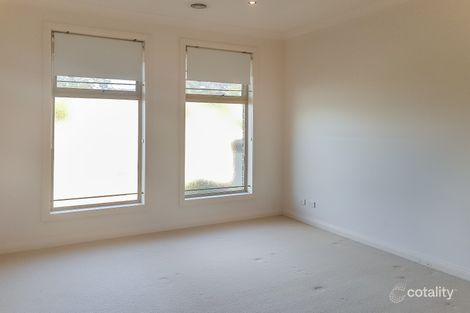 Property photo of 2/67 Russell Crescent Doncaster East VIC 3109